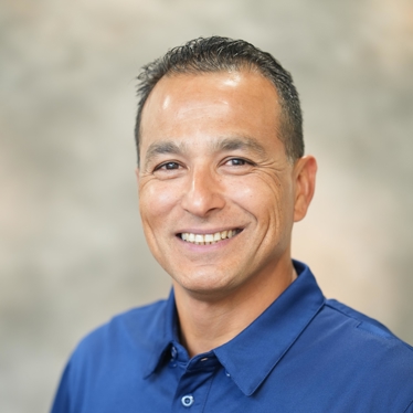 George  Salinas Photo